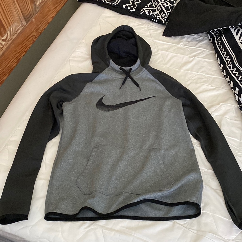 Nike Therma Fit Hoodie